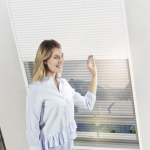 Dachfenster-Plissee, Sonnen- u. Insektenschutz